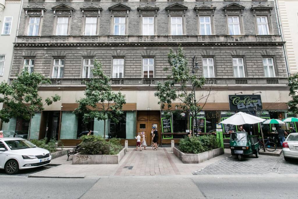 Your Gorgeous And Spacious Dream Home Free Parking Budapest Esterno foto